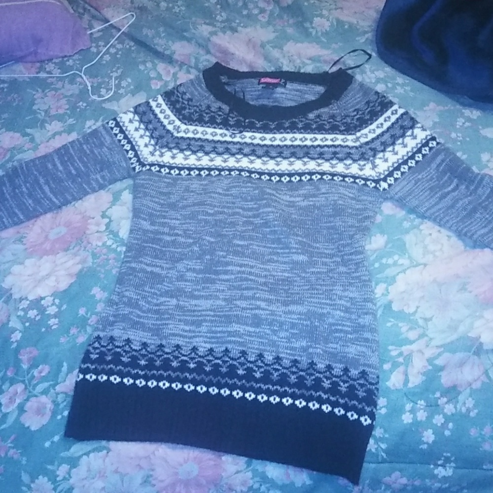 Black and White sweater